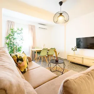 https://fleming-house.es-andalucia.com