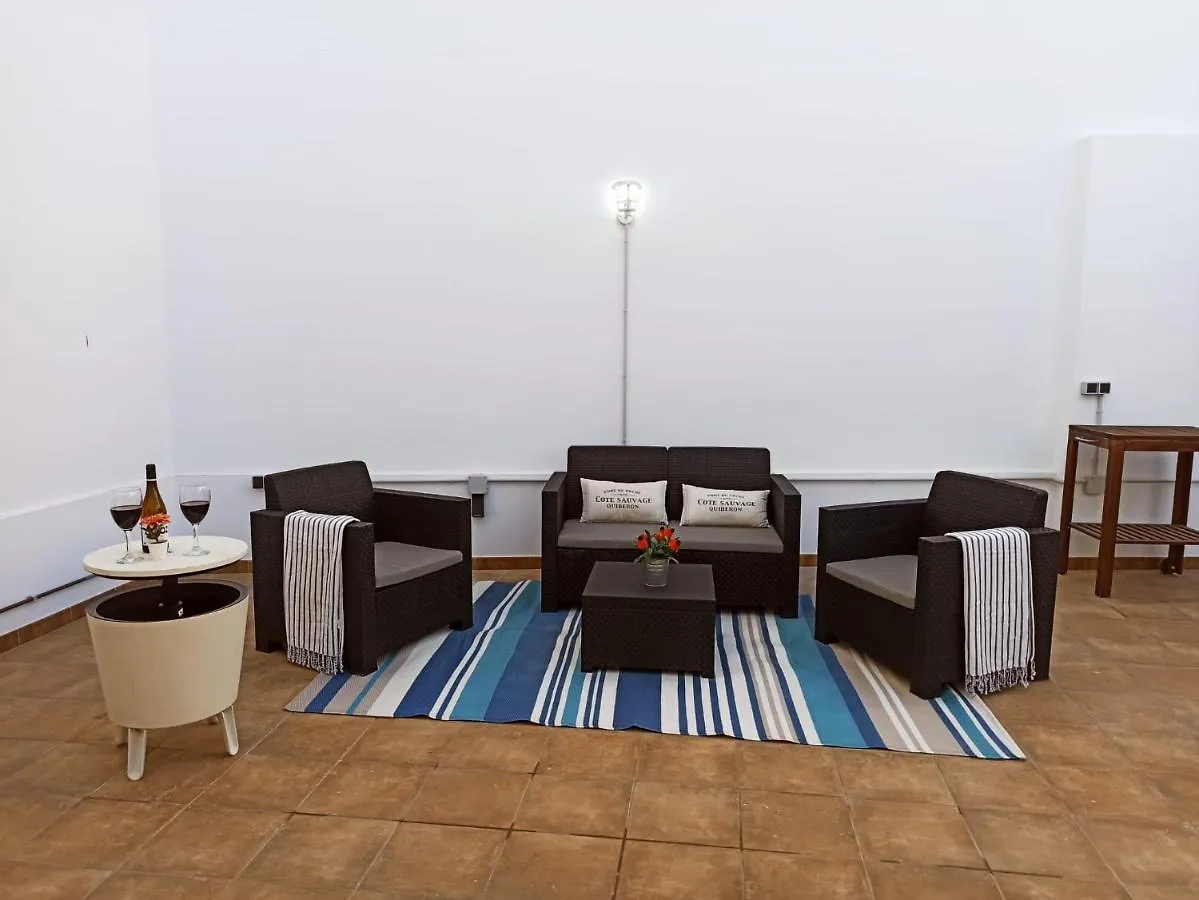 Apartment Malasana 51, New Art Apartment, Breakfast Included, Historic Center, Quite Neighborhood, Ml Malaga