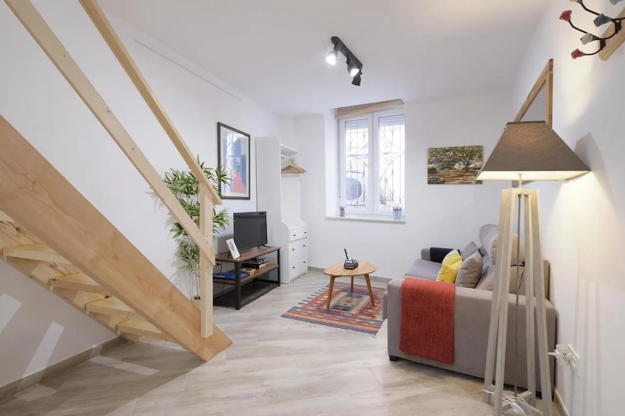 Apartment Malasana 51, New Art Apartment, Breakfast Included, Historic Center, Quite Neighborhood, Ml Malaga Spain