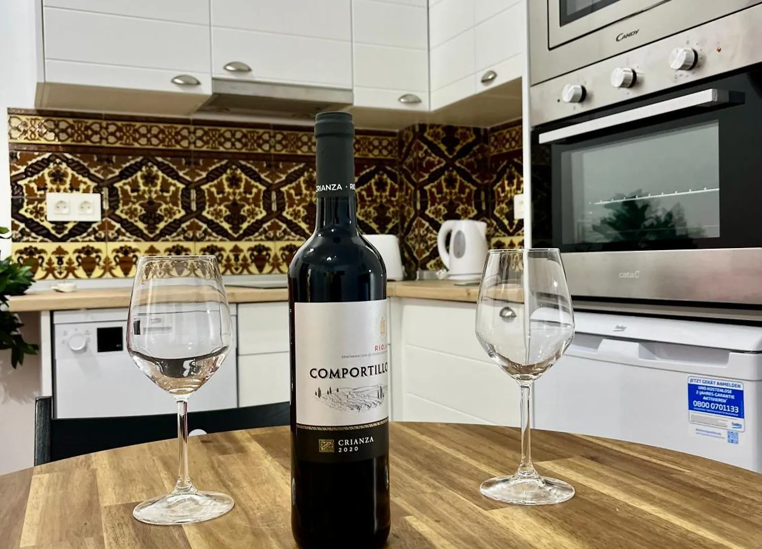 Apartment Malasana 51, New Art Apartment, Breakfast Included, Historic Center, Quite Neighborhood, Ml Malaga